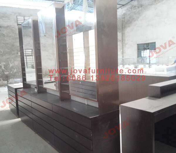 optical display furniture manufacturers