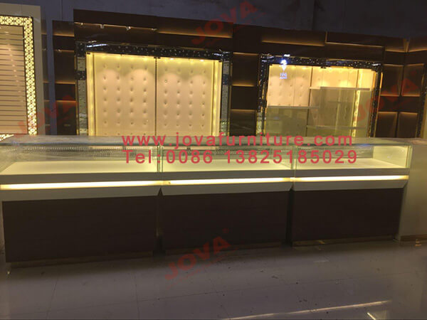 jewellery display cabinets
