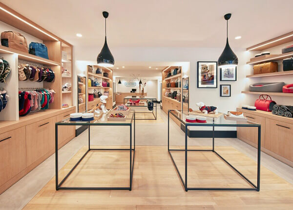 bag store design