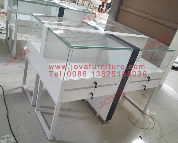 jewellery counter showcase