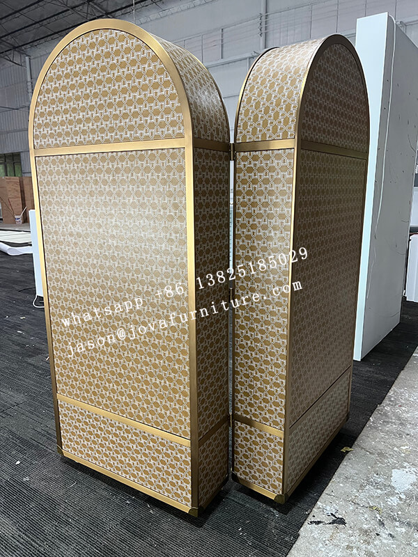 حقائب على شكل عرض ديكور