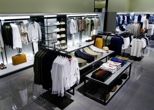 cloth showroom interior design