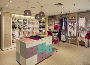 interior design ideas women's boutique
