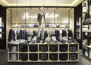 men's boutique interior design