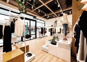 display units for retail stores
