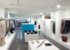 clothing shop fit out