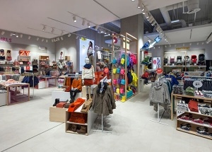 baby garments shop design